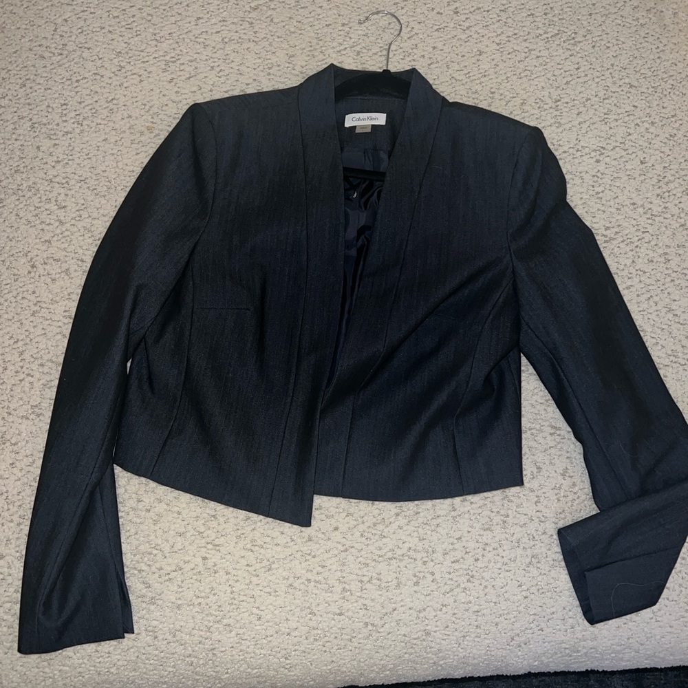 Calvin Klein navy cropper blazer